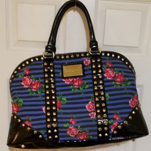 Betseyville Overnight Bag